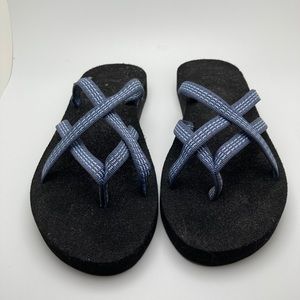 Teva Olowahu Flip Flops